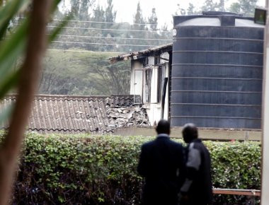 Κένυα: 14χρονη έβαλε τη φωτιά στο λύκειο όπου πέθαναν 9 συμμαθήτριές της